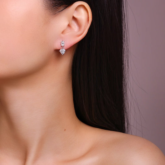 Top-quality Moissanite Luxury Silver Stud Earrings S925 Silver Plated Platinum