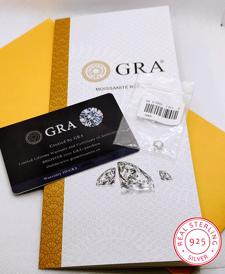 Dazzling Moissanite & Platinum-Plated S925 Silver Bow Necklace