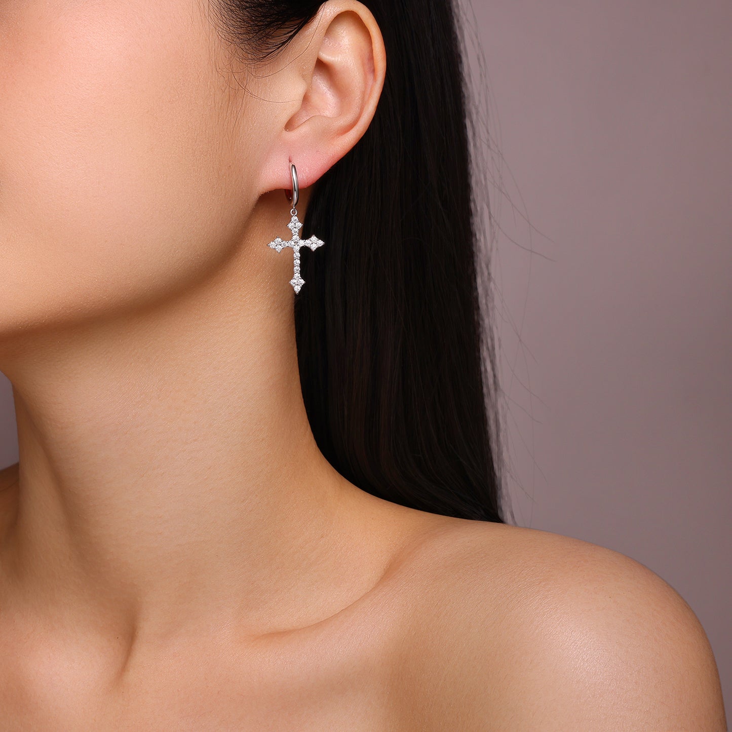 Luxury Silver Stud Earrings, S925 Silver Plated Platinum Set With Top-quality Moissanite