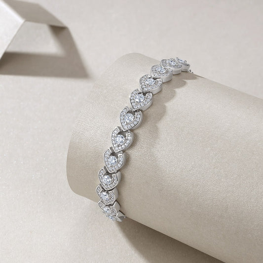 Luxury Silver Bracelet Featuring Top-quality Moissanite D Color VVS, Made Of S925 Silver Electroplated With Platinum.