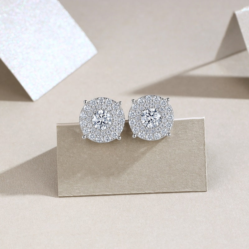0.5-carat Luxury Stud Earrings Set With Top-quality Moissanite, S925 Silver-plated Platinum