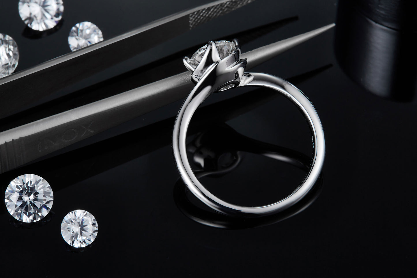1-carat  Luxury  Silver Ring Set With Top-quality Moissanite D Color VVS , S925 Silver Plated Platinum
