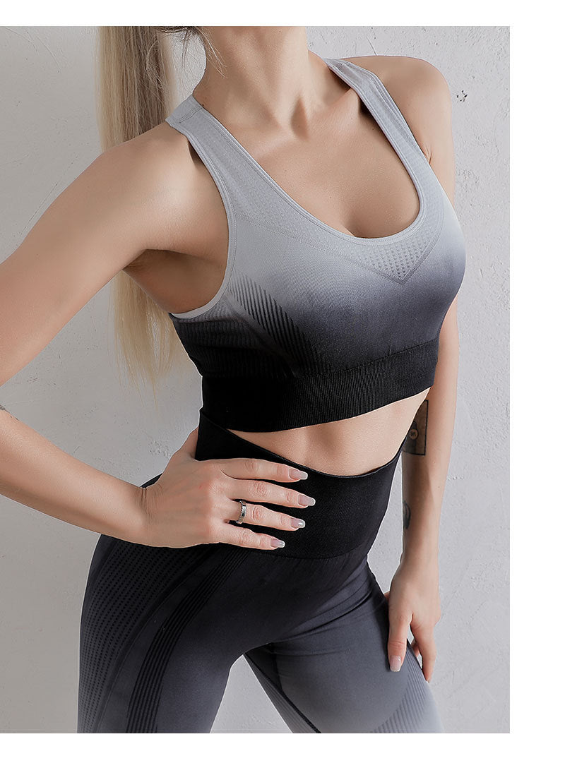 Seamless Gradient Racerback Sports Bra - High Support Workout Top