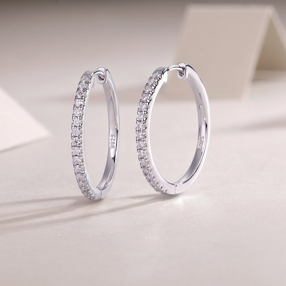 Yuedong Light - Premium Moissanite Luxury Silver Stud Earrings S925 Silver Plated Platinum