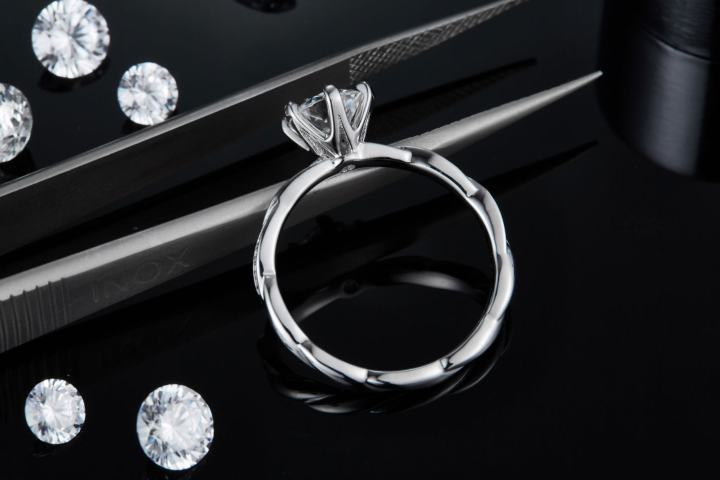 1-carat Luxury  Silver Ring Set With Top-quality Moissanite, S925 Silver Plated Platinum