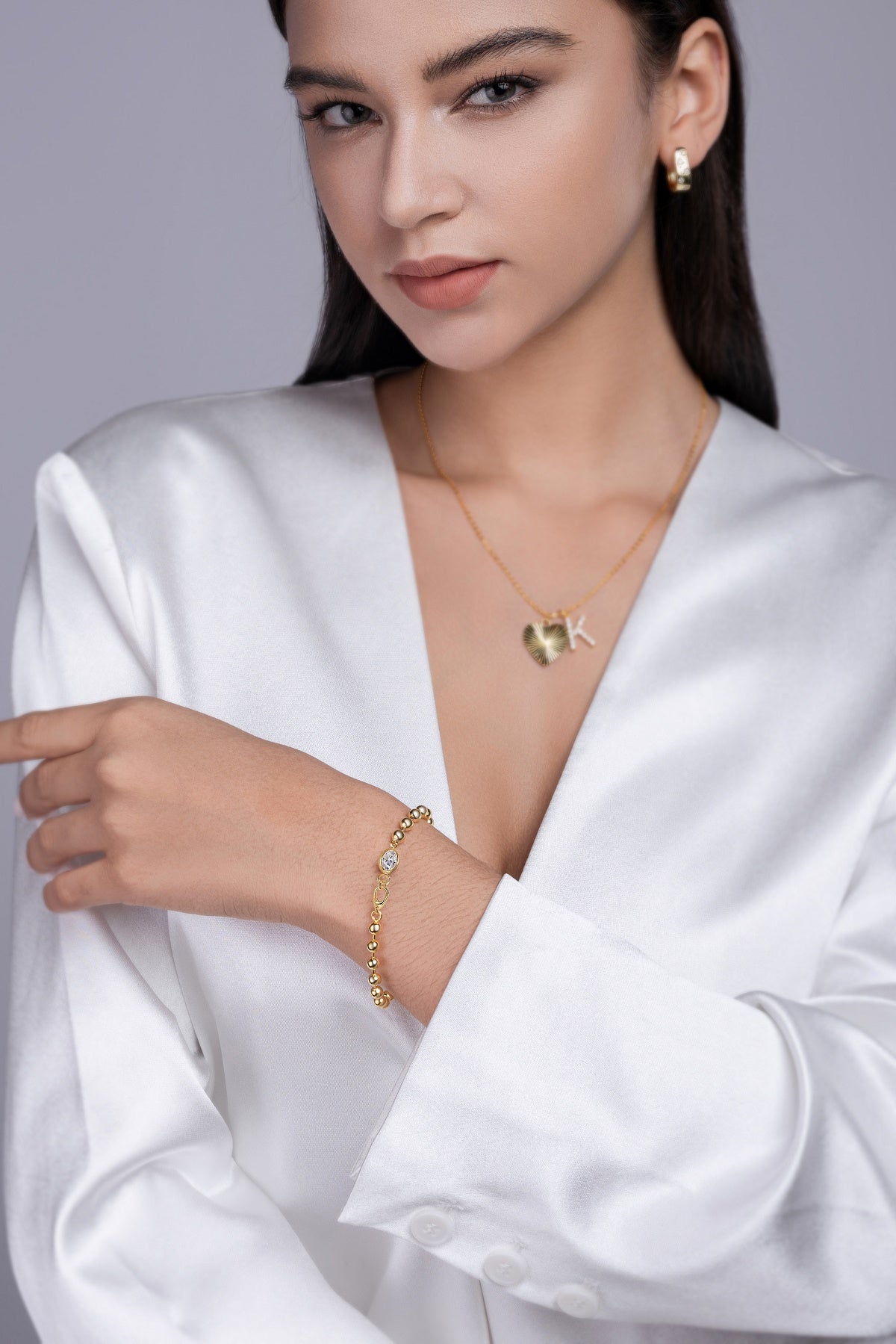 Set With Top-quality Moissanite, This Luxurious And Fashionable Light Luxury Trend Jewelry Silver Bracelet Is S925 Silver-plated With Gold