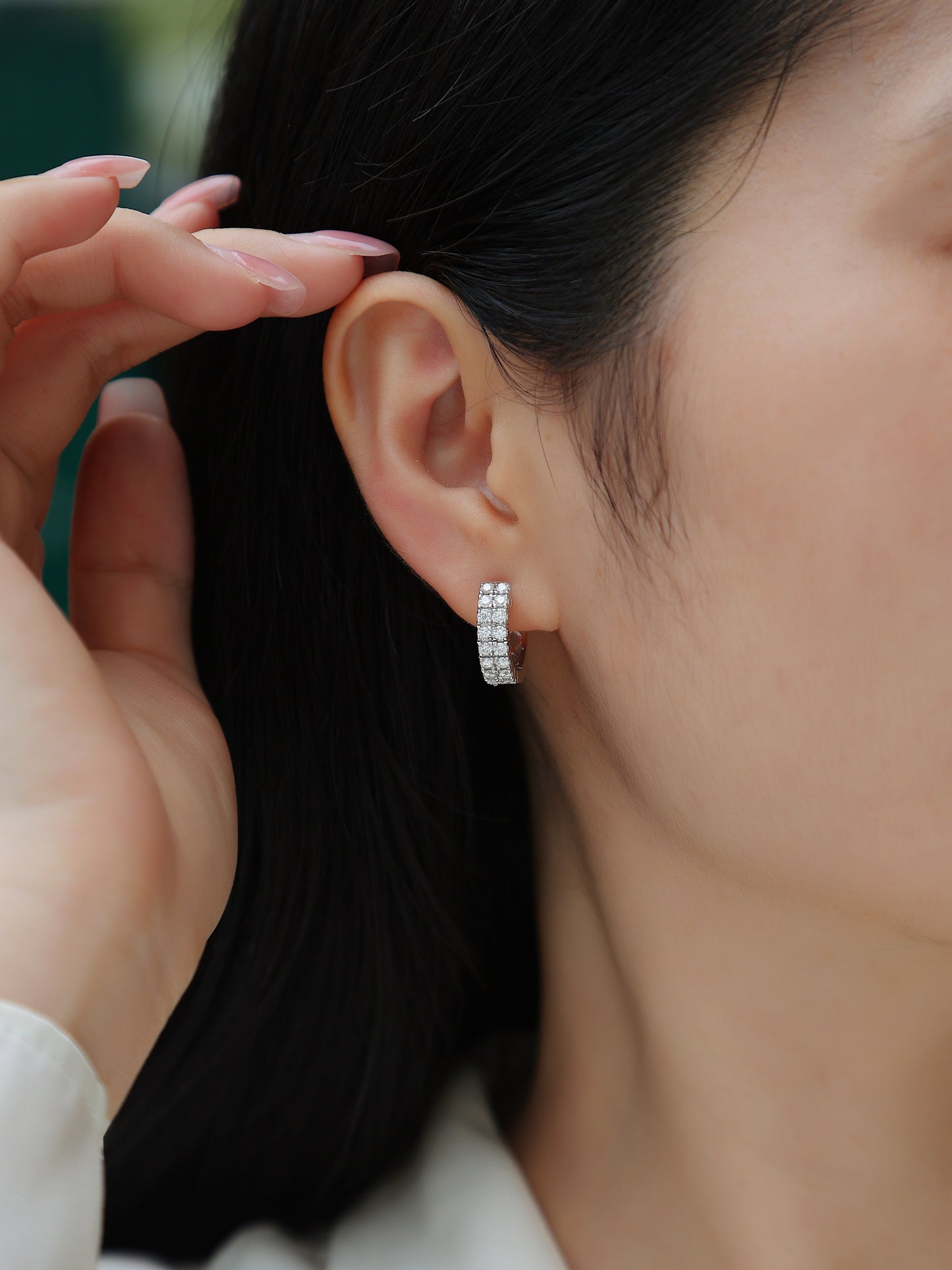 Dynamic - Top-quality Moissanite Luxury Silver Stud Earrings S925, Silver-plated Platinum