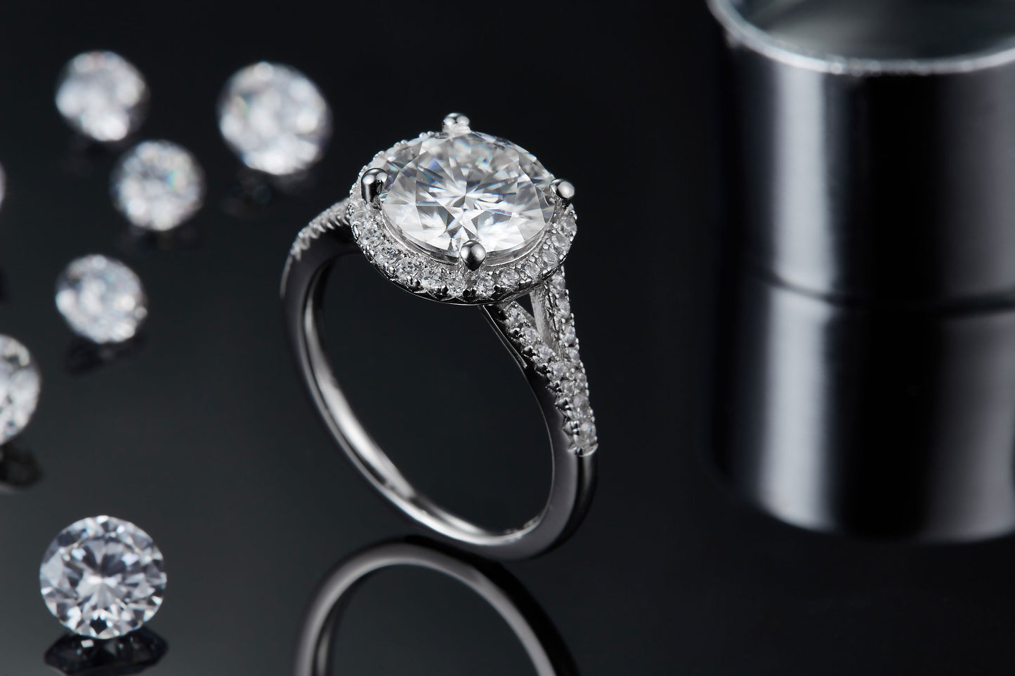 3-carat Luxury Silver Ring Set With Top-quality Moissanite D Color VVS , S925 Silver Plated With Platinum