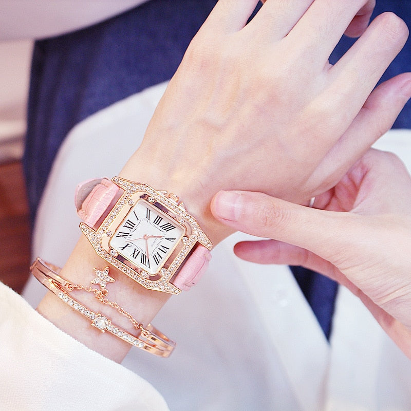 Elegant Women's Square Dial Watch with Rhinestone Bezel & Crocodile-Pattern Faux Leather Strap