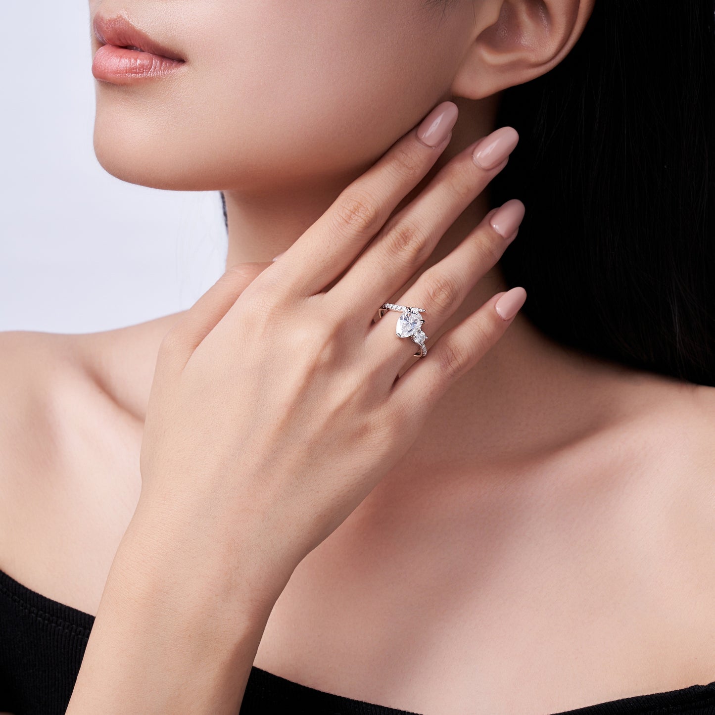 Luxury Silver Ring Set With Top-quality Moissanite D Color VVS ,  Made Of S925 Silver With Electroplated Platinum.