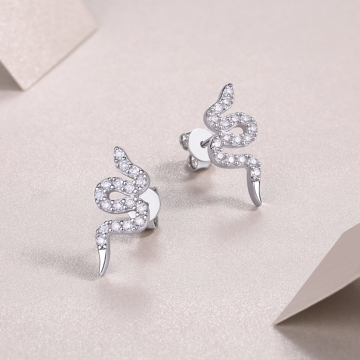 Silver Snake Entwined - Set With Top-quality Moissanite Luxury Silver Stud Earrings S925, Silver-plated Platinum