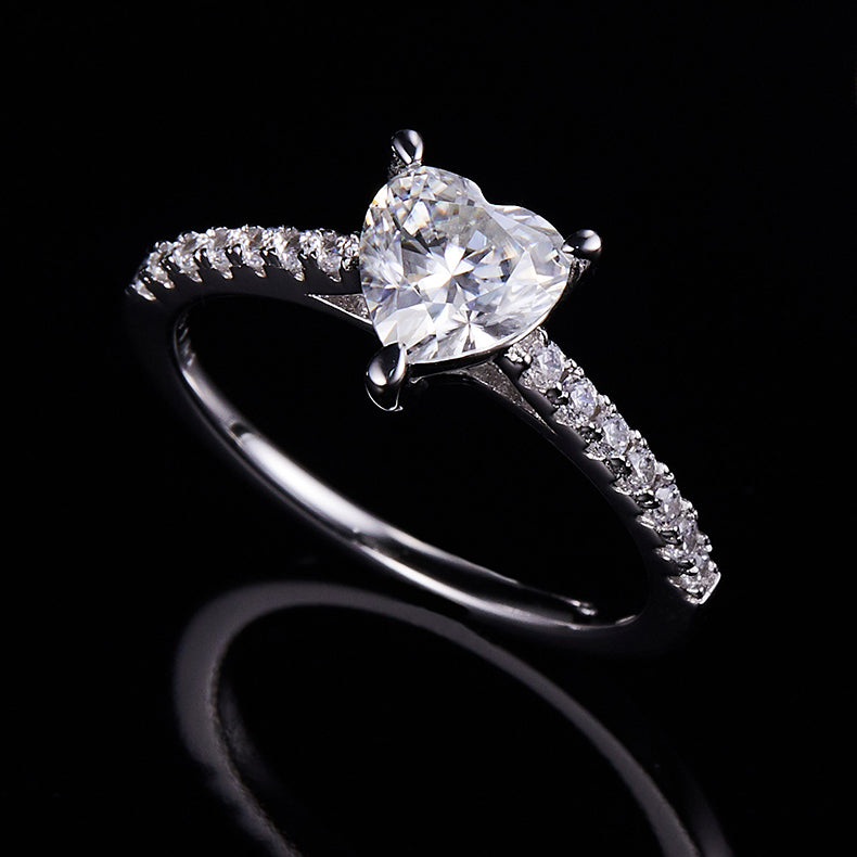 Heart-shaped Moissanite Set With Top-quality Moissanite D Color VVS , Luxury Silver Ring S925 Silver-plated Platinum