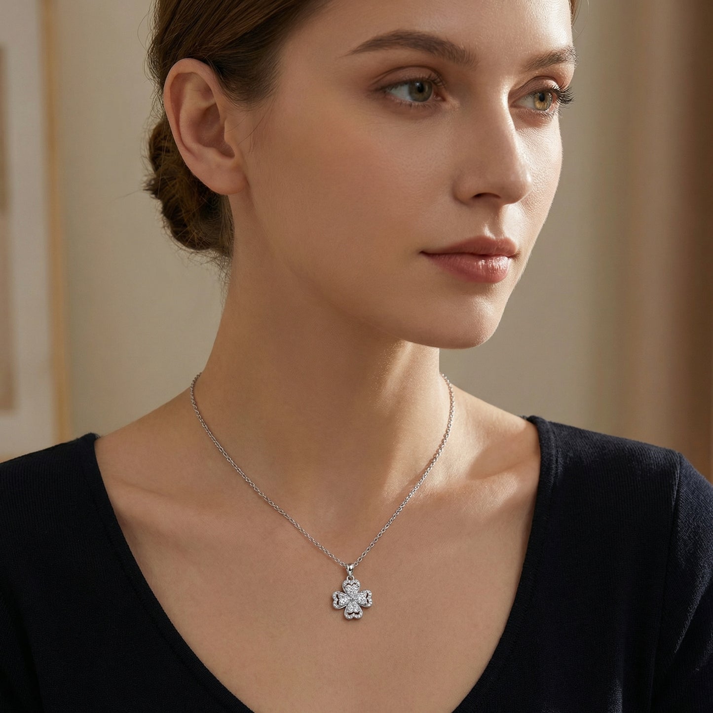925 Sterling Silver Elegant Heart-Shaped Four-Leaf Clover Pendant Necklace with Sparkling Accents