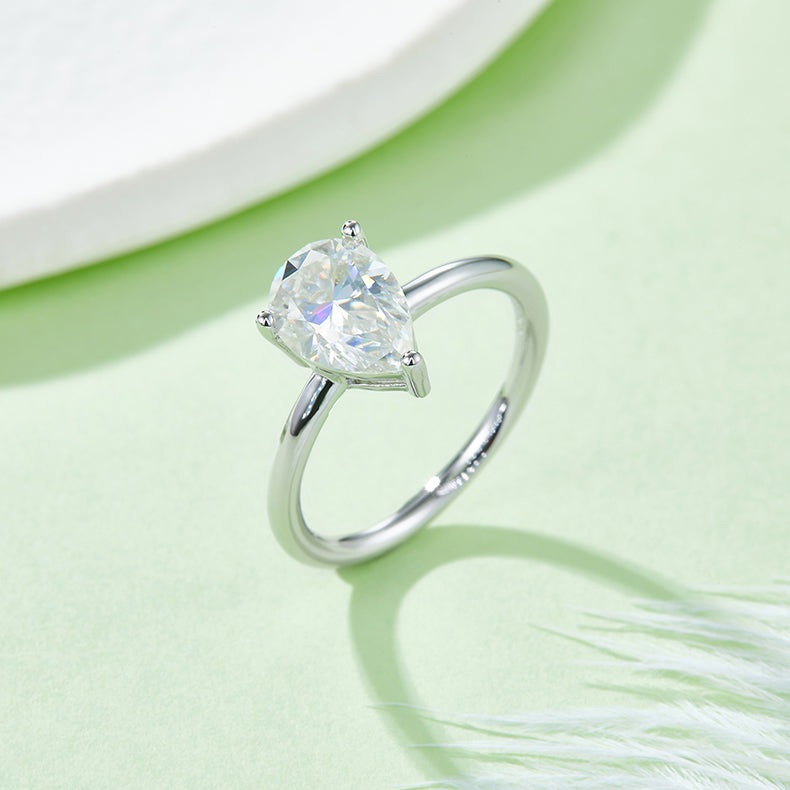 Luxury Silver Ring Pear-shaped Moissanite Set With Top-quality Moissanite D Color VVS , S925 Silver Electroplated With Platinum
