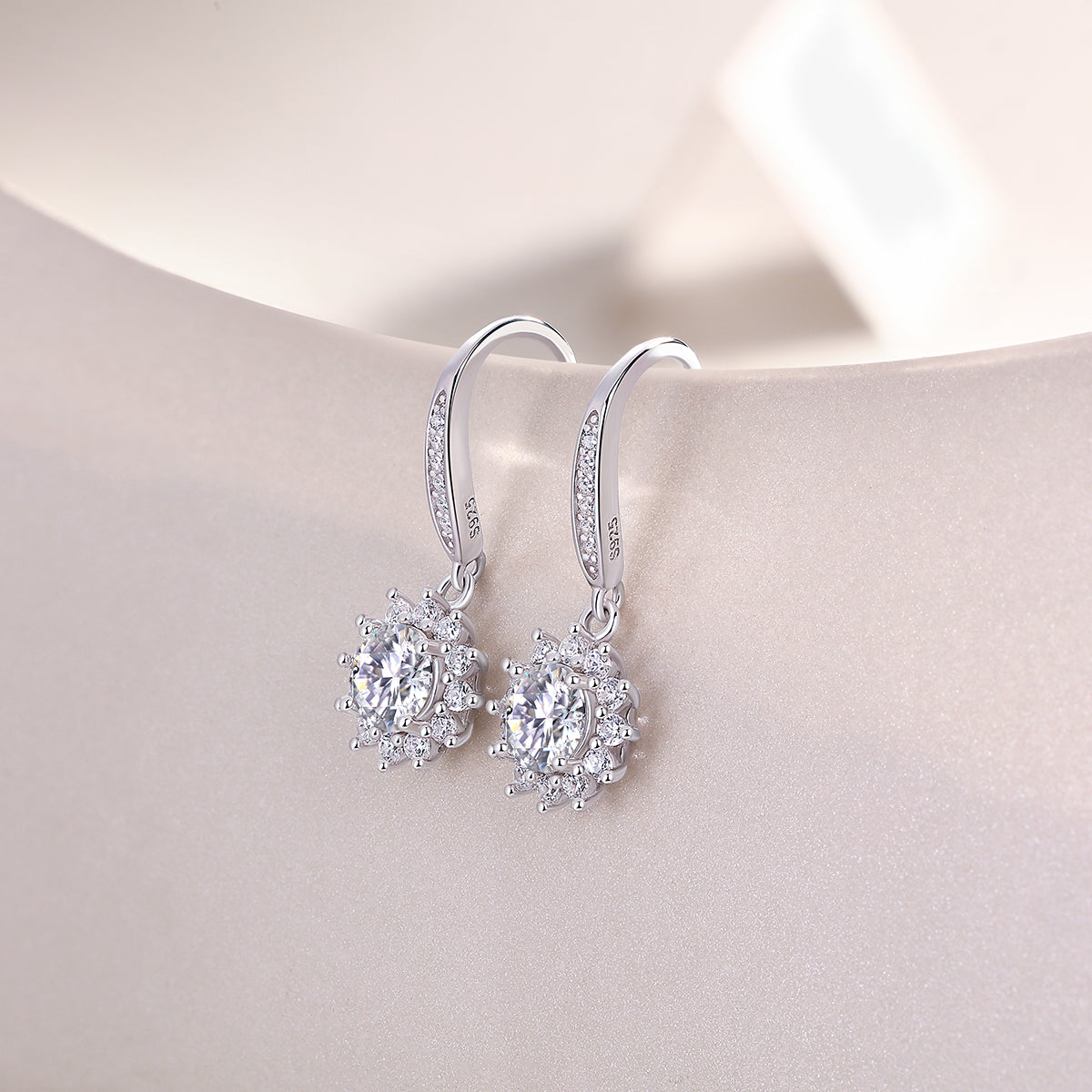 City Of Splendor - Earrings Set With Top-quality Moissanite S925, Silver And Platinum-plated Stud Earrings