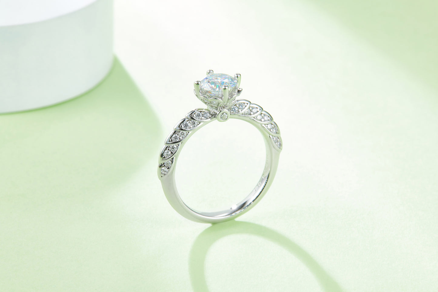 1-carat Luxury Silver Ring Set With Top-quality Moissanite D Color VVS , S925 Silver Plated Platinum