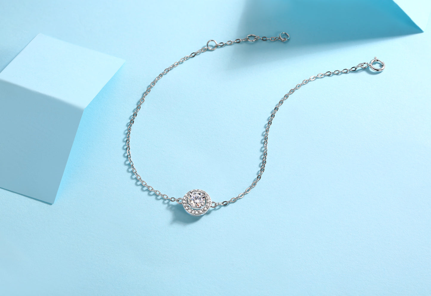 Classic Halo Moissanite Bracelet: 0.5 Carat D Color VVS1, S925 Silver Electroplated Platinum