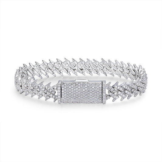 Luxury Silver Bracelet Featuring Top-quality Moissanite, Made Of S925 Silver Electroplated With Platinum.