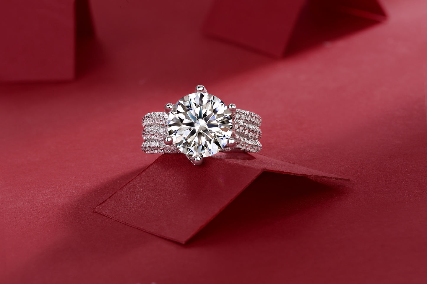 Luxury 5-carat Platinum-plated S925 Silver Ring,  Set With Top-quality Moissanite D Color VVS1