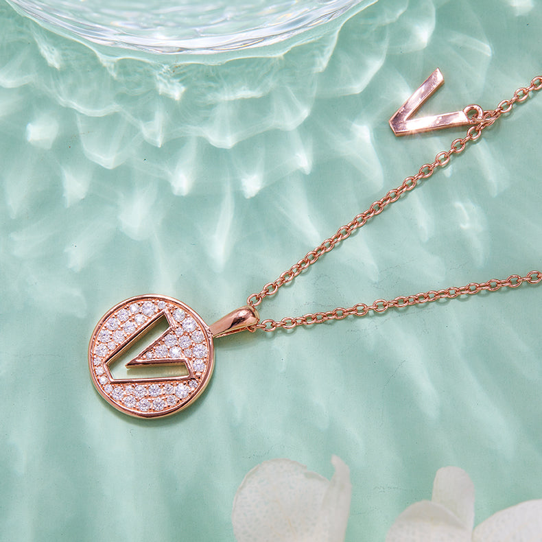 Luxury Initial Letter Necklace Pendant – V , S925 Silver Rose Gold Plated with Top-Quality Brilliant Moissanite