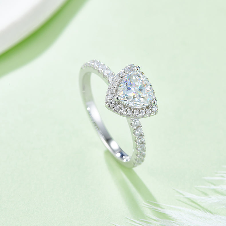 Luxury Silver Ring S925 Triangular Moissanite Set With Top-quality Moissanite D Color VVS , Silver Electroplated With Platinum