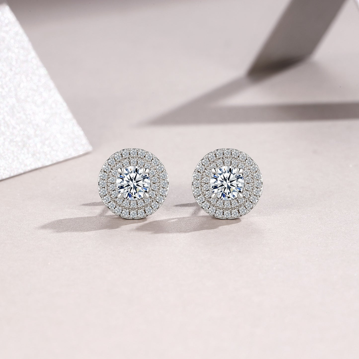 Luxury Silver Earrings Set Featuring A 0.5-carat Top-quality Morganite, Made Of S925 Silver Electroplated With Platinum.