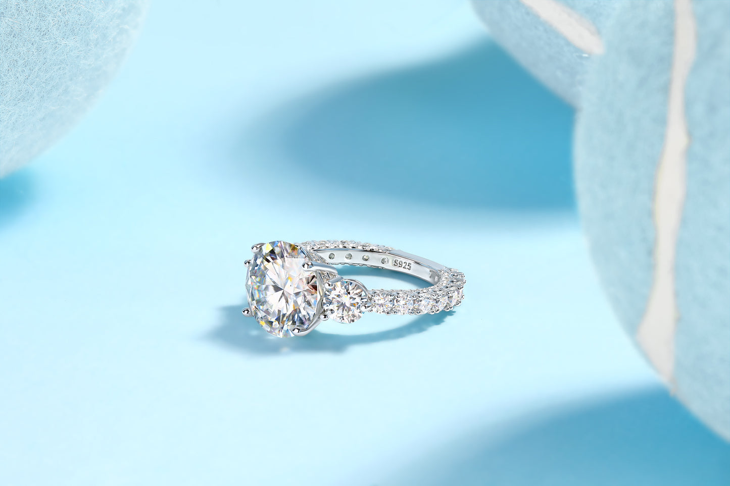 Three-diamond Shining - Luxury Silver Ring Set With Top-quality 5-carat Moissanite D Color VVS, S925 Silver And Platinum-plated Diamond Ring