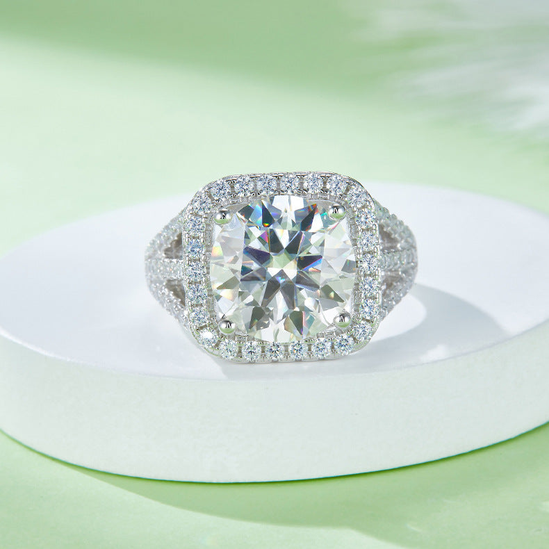 5-carat Luxury Silver Ring Set With Top-quality Moissanite D Color VVS, S925 Silver Plated With Platinum