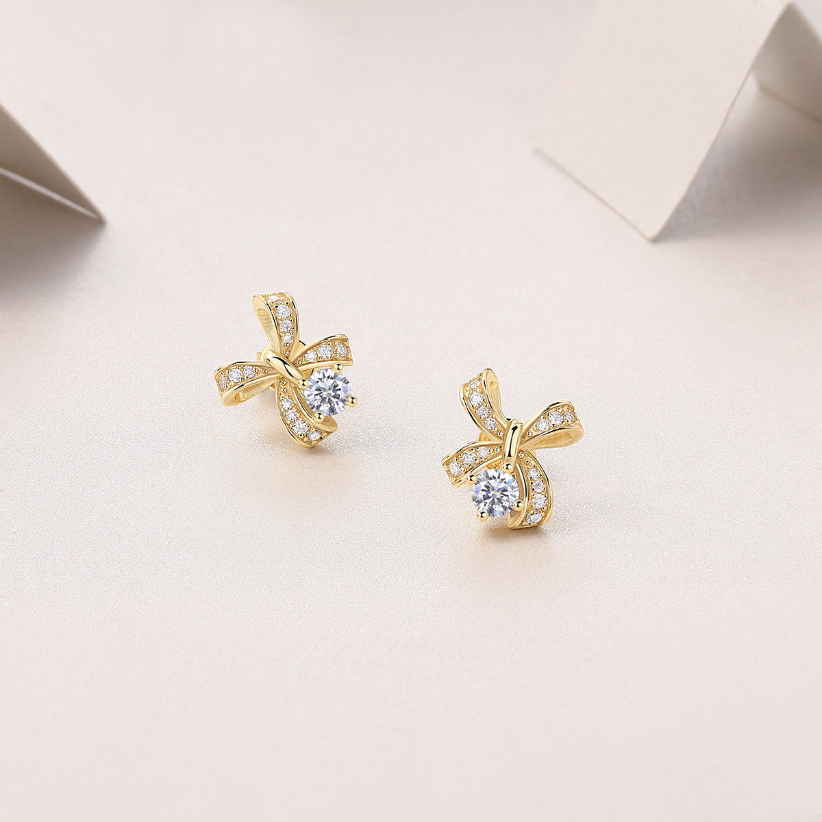Luxury  Silver Stud Earrings S925 Silver Plated Platinum, Set With Top-quality Moissanite