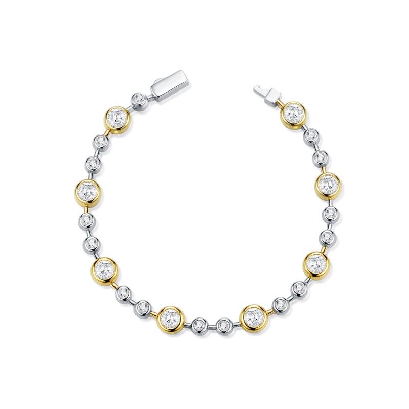Luxury Silver Bracelet Featuring Top-quality Moissanite, Made Of S925 Silver Electroplated With Platinum.