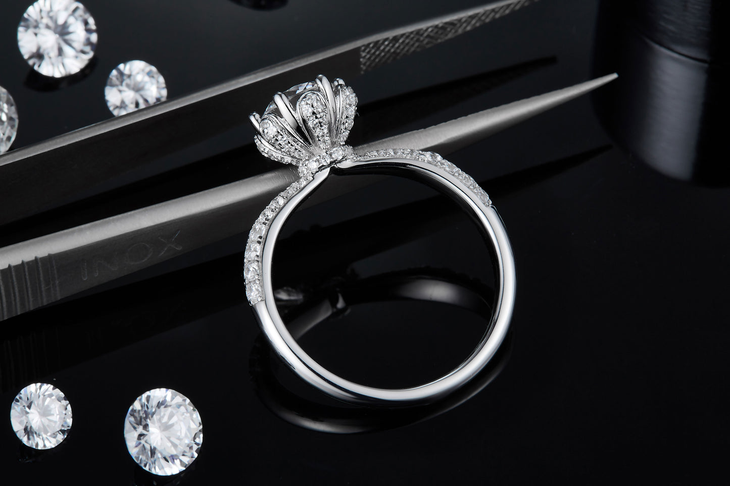 1-carat Luxury And Fashionable Light Luxury Jewelry Silver Ring Set With Top-quality Moissanite, S925 Silver Plated Platinum