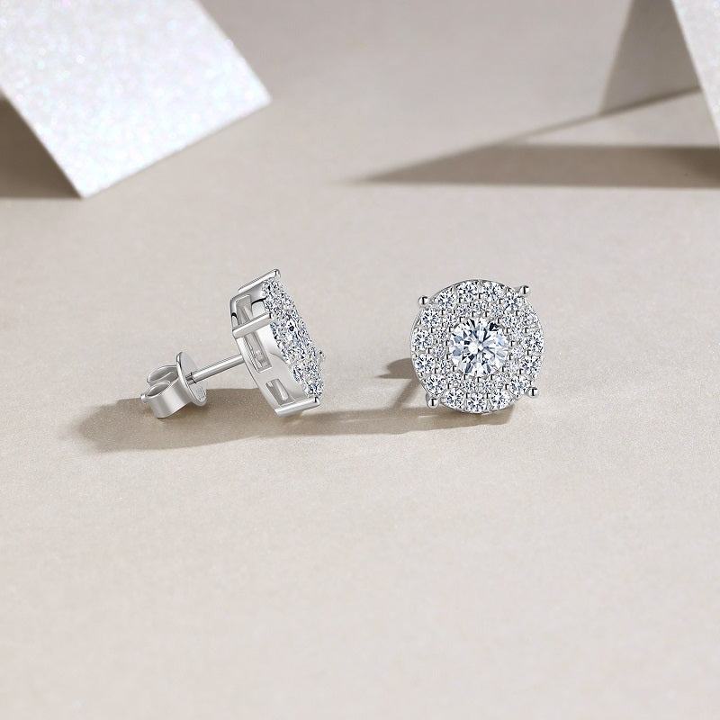 0.5-carat Luxury Stud Earrings Set With Top-quality Moissanite, S925 Silver-plated Platinum