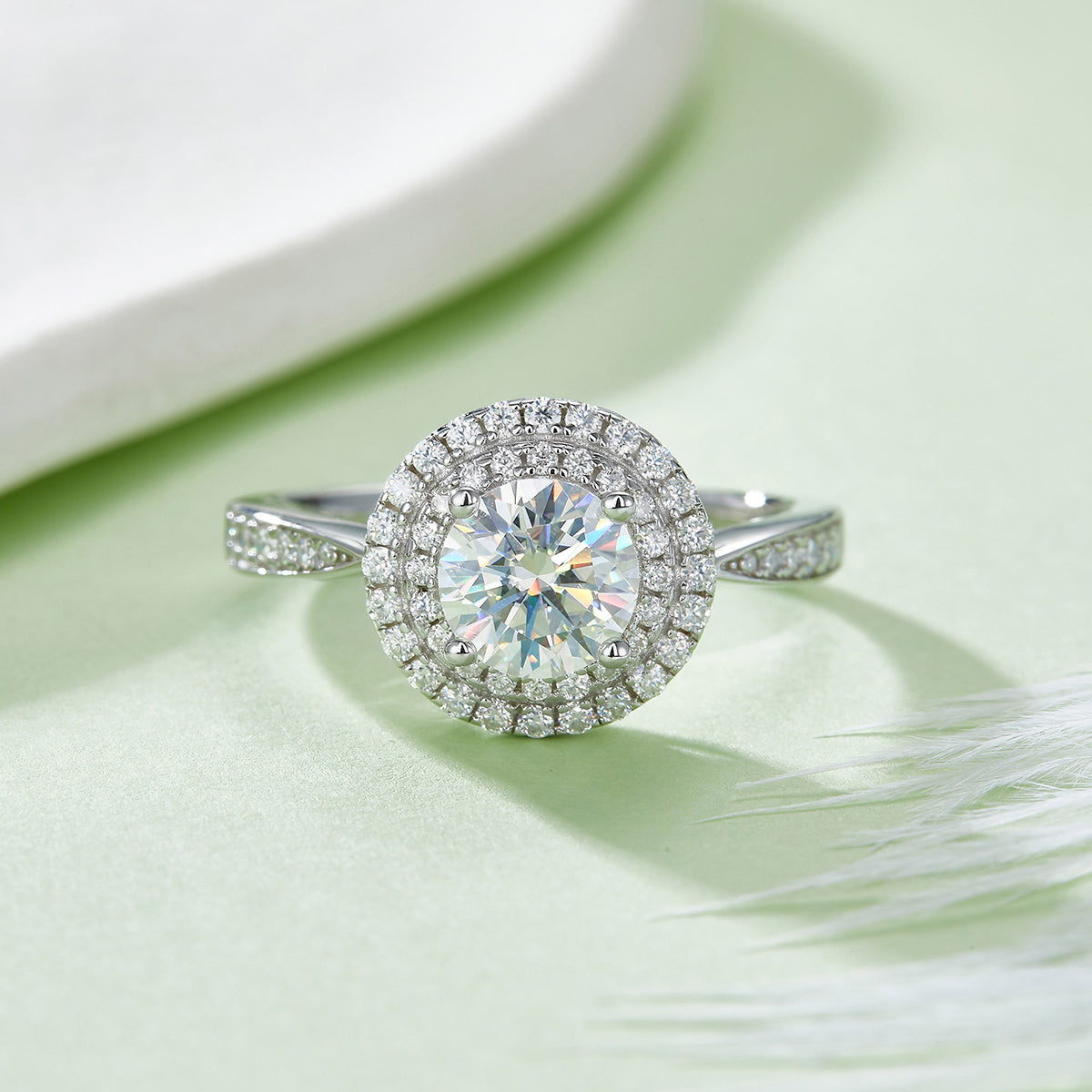 1-carat Luxury And Fashionable Light Luxury Jewelry Silver Ring Set With Top-quality Moissanite, S925 Silver Plated Platinum