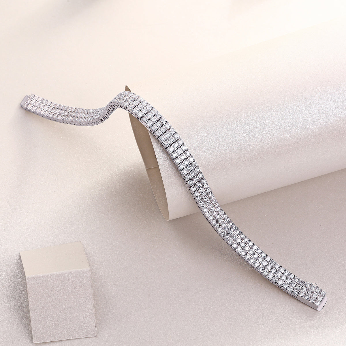 Chain Lock Radiance - Luxury S925 Silver Bracelet Set With Top-quality Moissanite,  Silver-plated Platinum