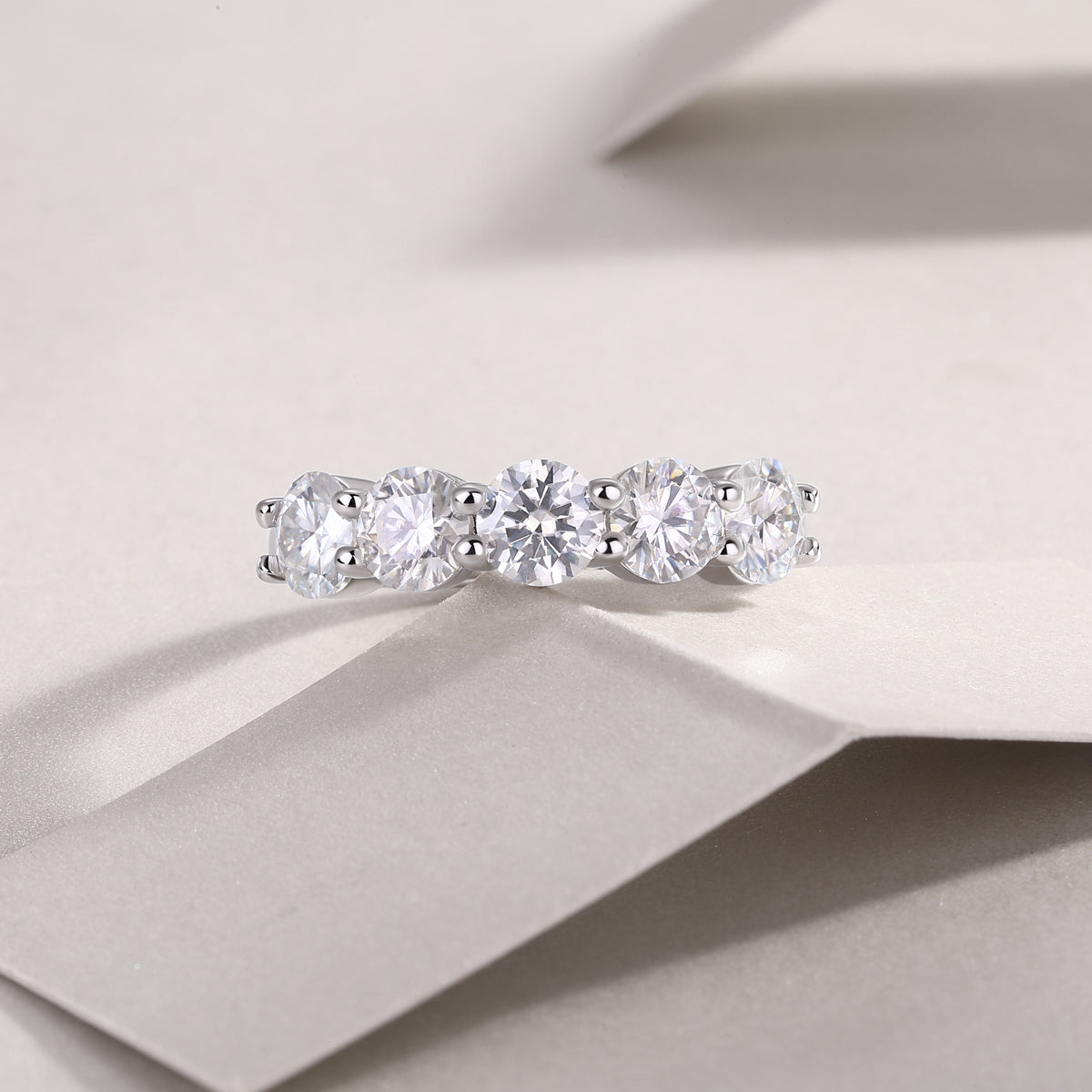 Luxury Silver Ring Set With Top-quality Moissanite D Color VVS , S925 Silver Plated With Platinum