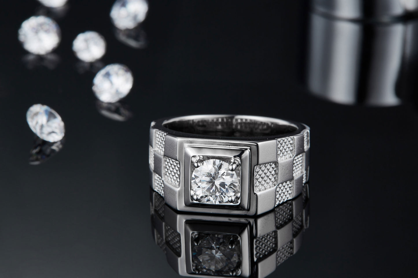 Men's 1-carat Luxury And Fashionable Light Luxury Jewelry Silver Ring Set With Top-quality Moissanite, S925 Silver-plated Platinum