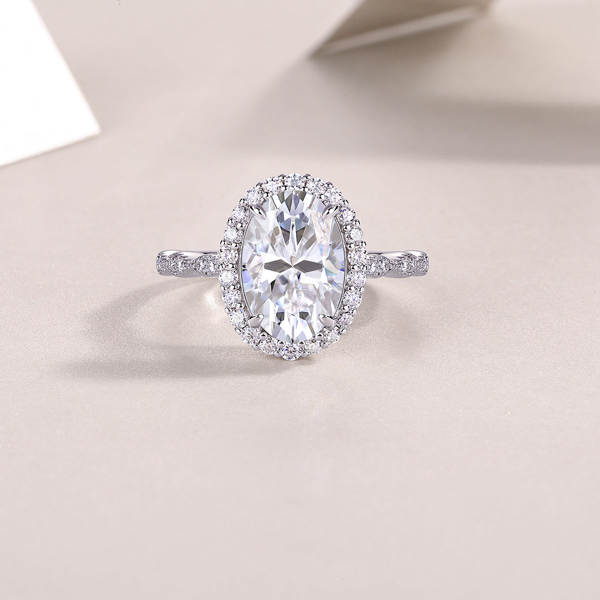 Moonlight Pupil - Luxury Silver Ring Set With Top-quality Egg-shaped Moissanite D Color VVS,  S925 Silver And Platinum-plated Diamond Ring