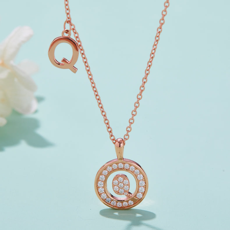 Luxury Initial Letter Necklace Pendant – Q , S925 Silver Rose Gold Plated with Top-Quality Brilliant Moissanite