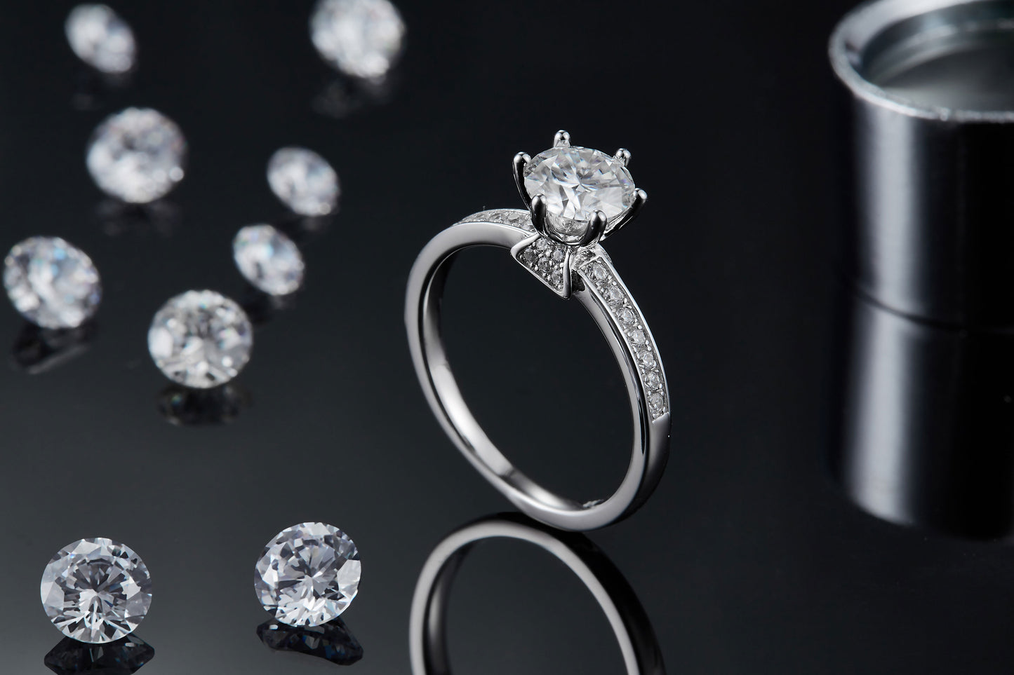 1-carat Luxury Silver Ring Set With Top-quality Moissanite, S925 Silver Plated Platinum