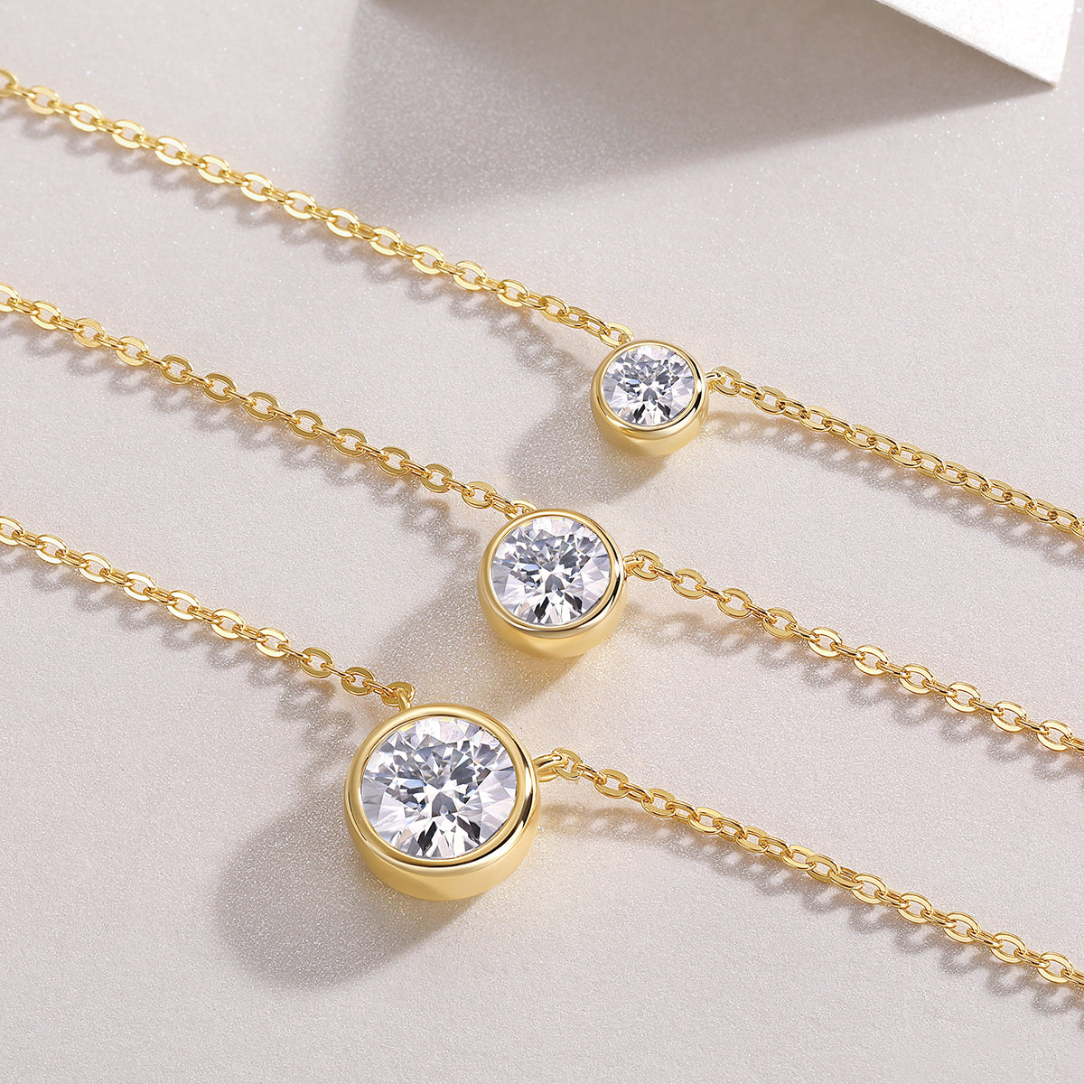 2-carat Luxury Silver Necklace Set With Top-quality Moissanite D Color VVS , S925 Silver Electroplated With Gold