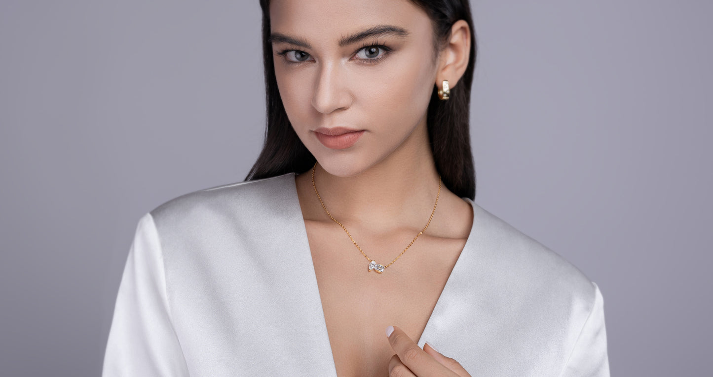 Double Diamond Shadow - A Fashionable And Trendy Necklace Pendant Set With Top-quality Moissanite S925 In Silver And Gold-plated.