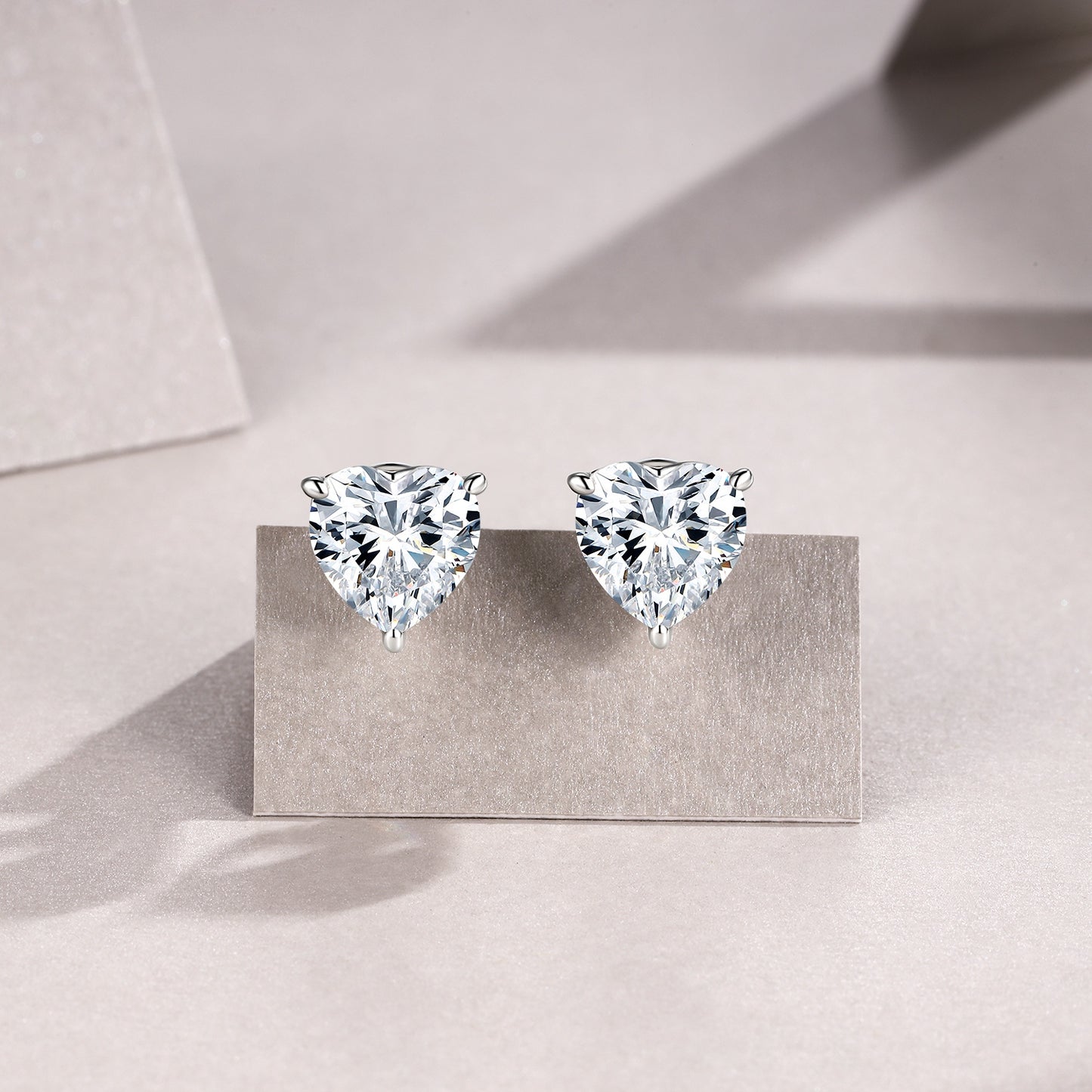 Luxury Silver Earrings Set Featuring Top-quality Moissanite Stones, Made Of S925 Silver Electroplated With Platinum.