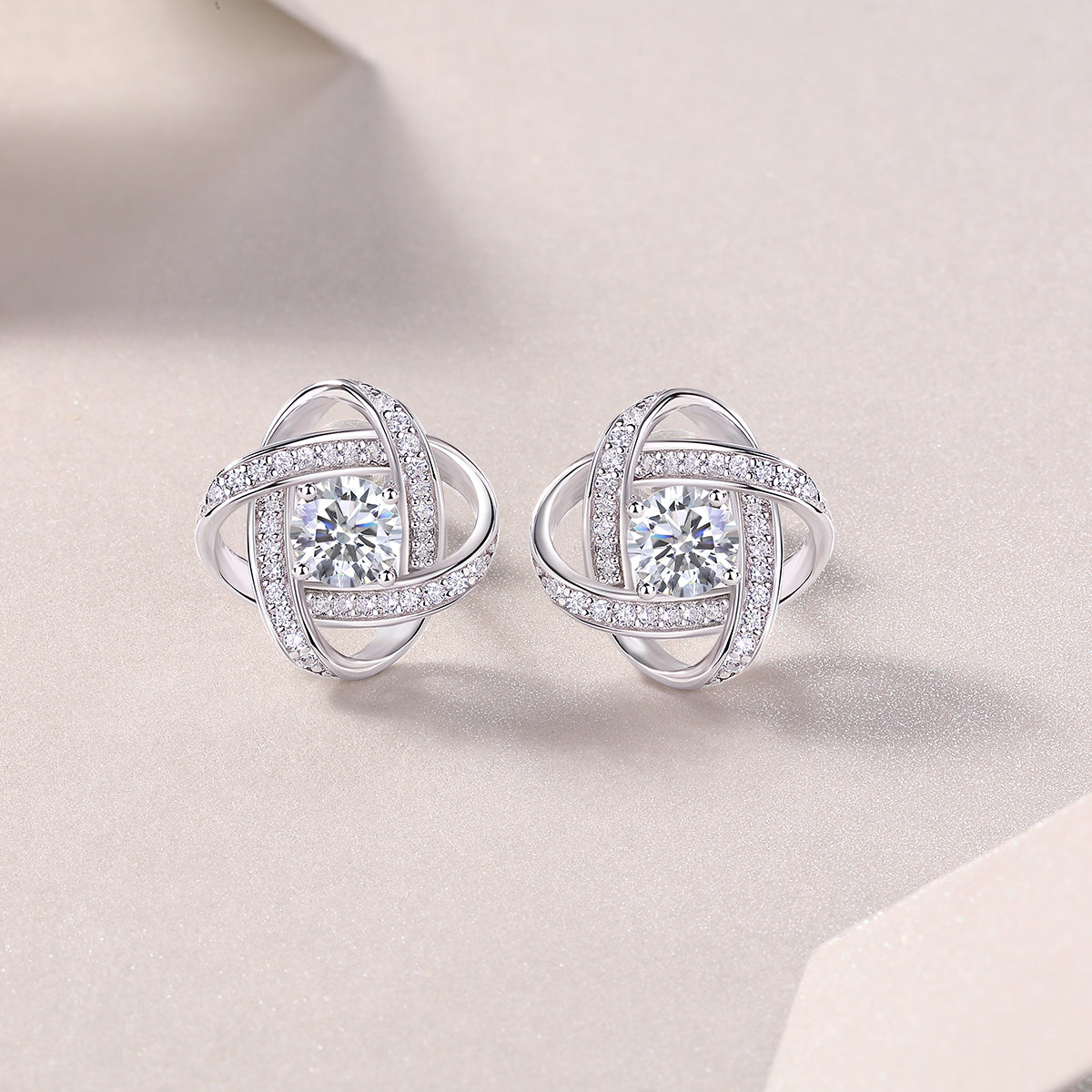 Top-Quality 0.5-Carat Moissanite Stud Earrings, S925 Sterling Silver & Platinum Plated
