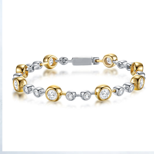 Luxury Silver Bracelet Featuring Top-quality Moissanite, Made Of S925 Silver Electroplated With Platinum.