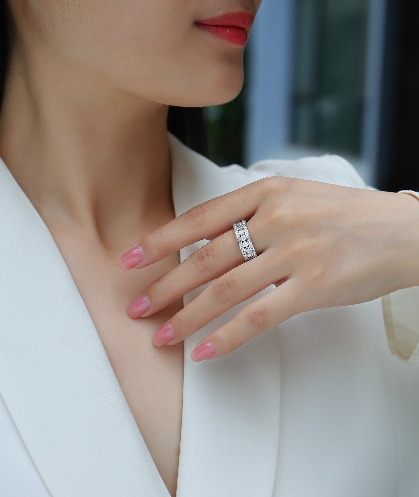 A Luxurious And Fashionable Light Luxury Jewelry Silver Ring Set With Top-quality Moissanite, S925 Silver Plated With Platinum
