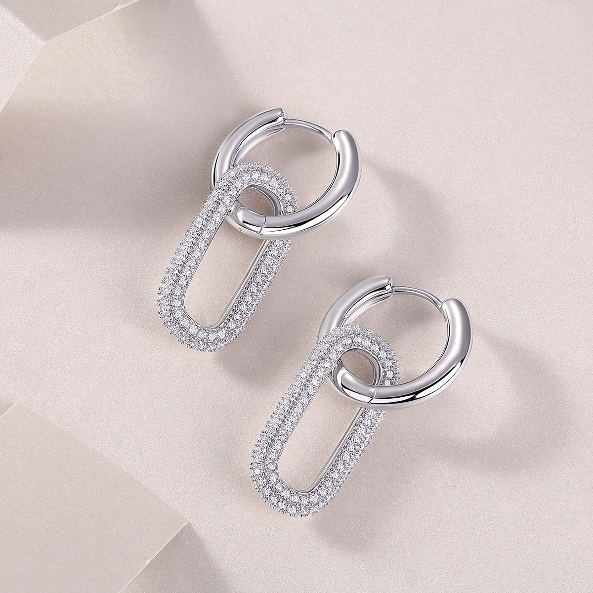 Top-quality Moissanite Luxury Silver Stud Earrings S925 Silver Plated Platinum