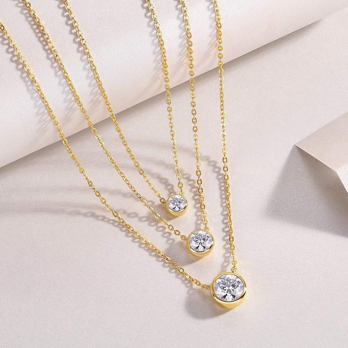 2-carat Luxury Silver Necklace Set With Top-quality Moissanite D Color VVS , S925 Silver Electroplated With Gold