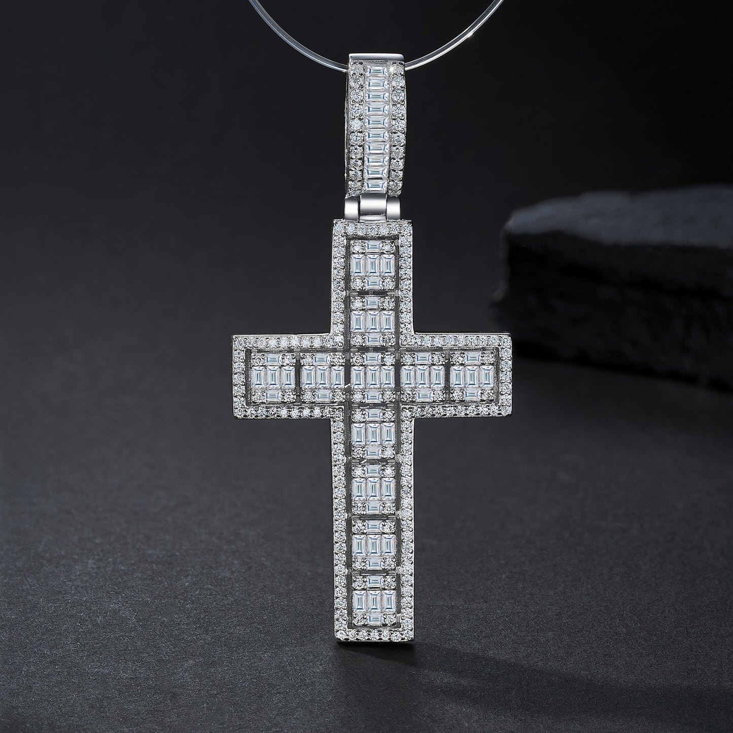 Luxury Silver Necklace Set With Top-quality Moissanite, Made Of S925 Silver Electroplated With Platinum.