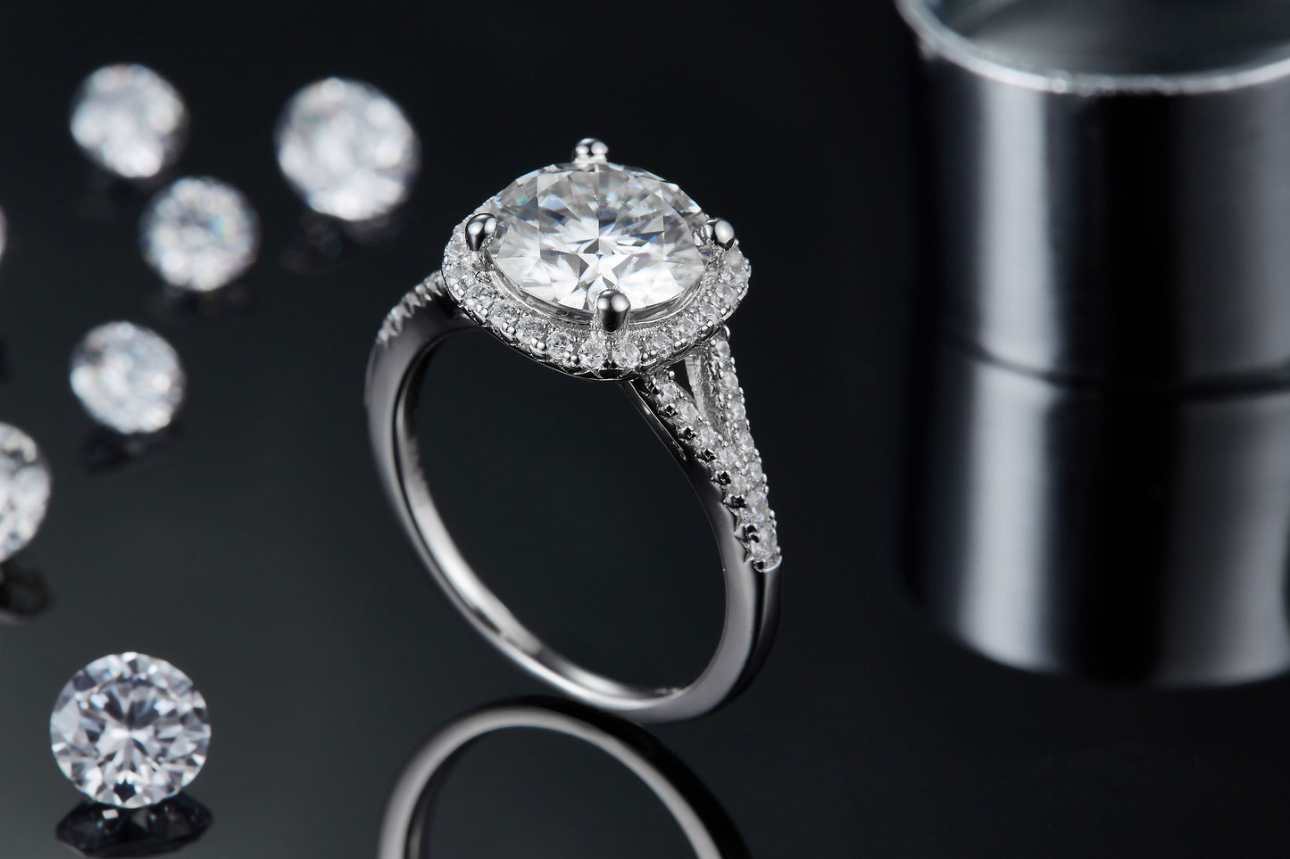 3-carat Luxury Silver Ring Set With Top-quality Moissanite D Color VVS, S925 Silver Plated With Platinum