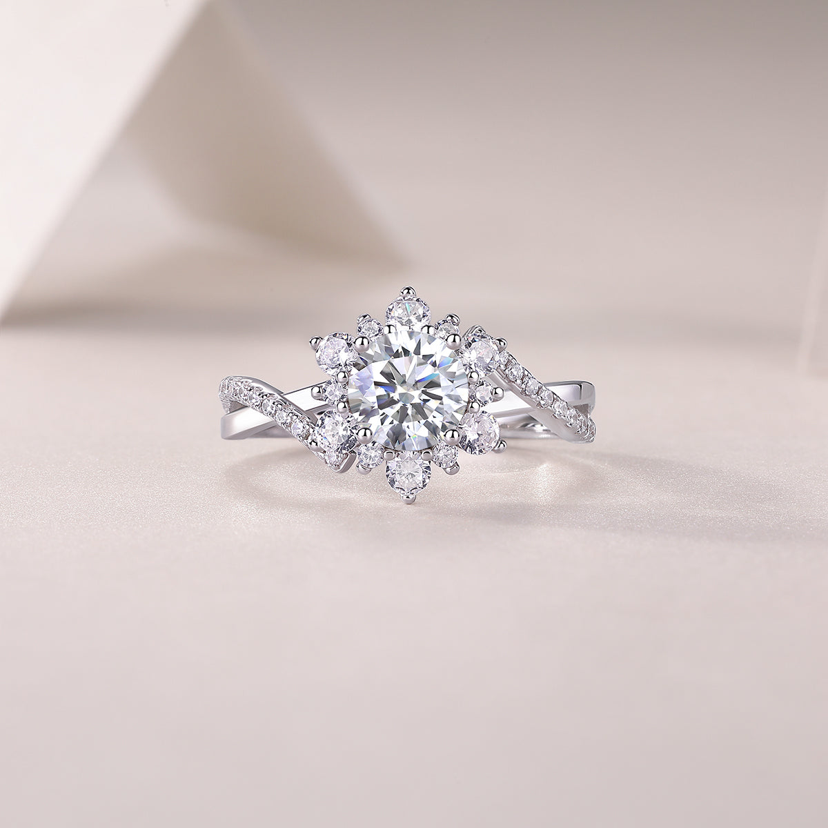 Luxury 1 Carat D Color VVS1 Moissanite "Sunflower"  Ring in Platinum-Plated S925 Silver